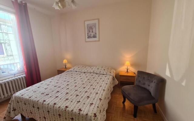Maison Châteauroux, 3 pièces, 4 personnes - FR-1-591-59