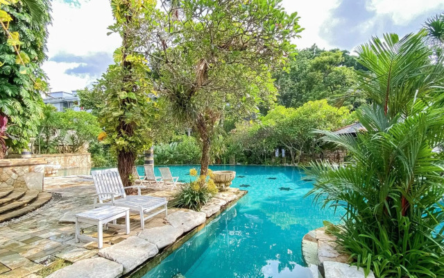 Lorin Solo Hotel