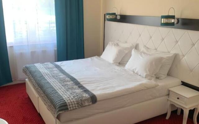 Hotel i Restauracja Admirał