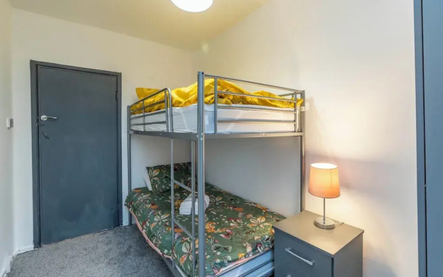 Beautiful 3-bed House in Bristol