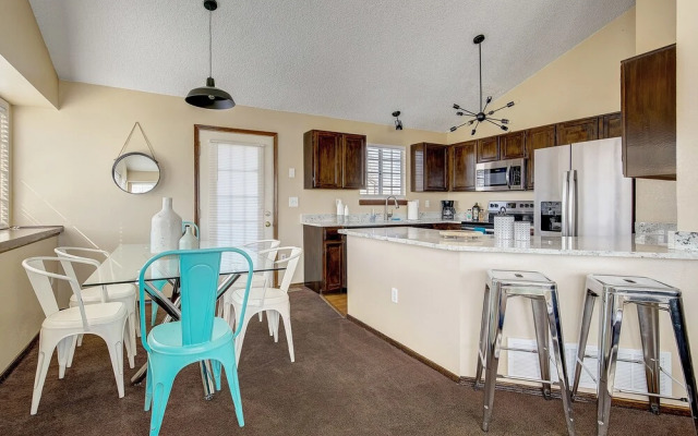 Updated Home Near DIA