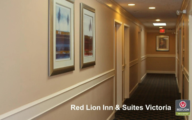 Red Lion Inn and Suites