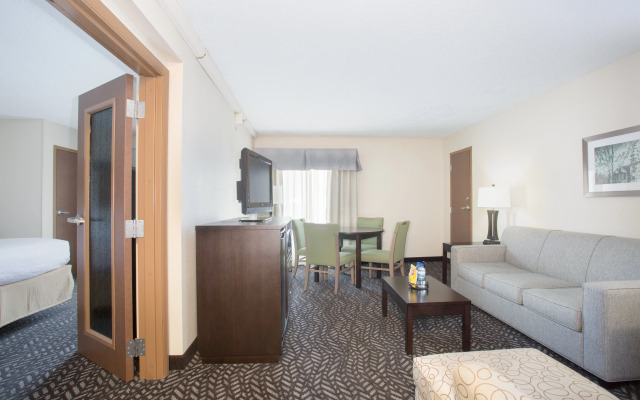 Holiday Inn Little Rock-Airport-Conference Center by IHG