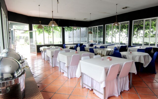 Hotel Popi Pondok Pisang
