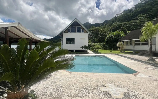 Tiare - Faaroa Bay Villa