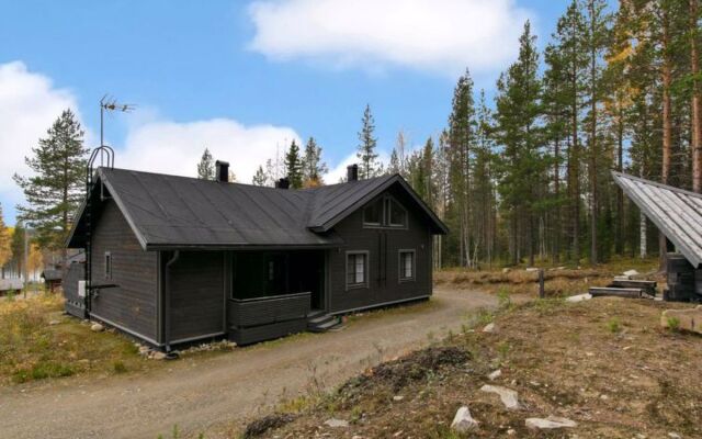 Pyhänkarhu 4
