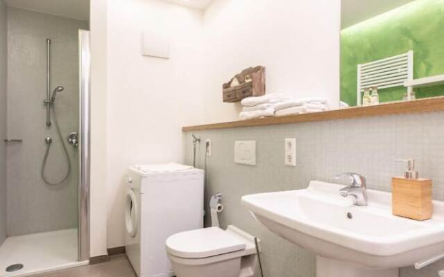 Classic Chic Flat 100m2 in City Center