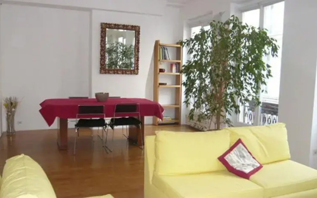 Parisian Home - Montorgueil