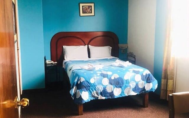 Paradise Hotel Benavides