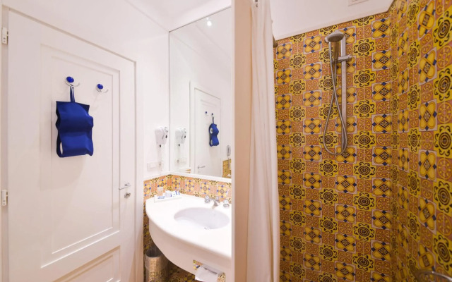 Johanna Park Hotel