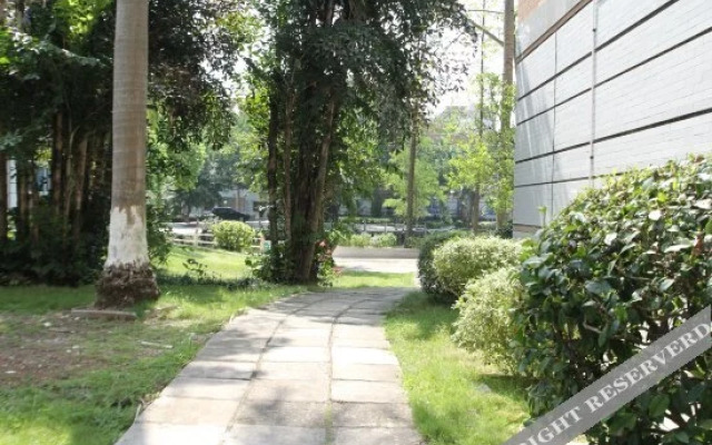 Maoming Guest Hotel
