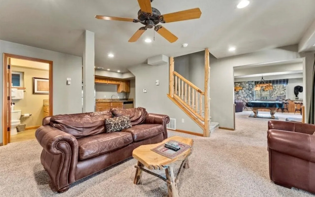 Getting Away Together 6 Bedroom Home by RedAwning