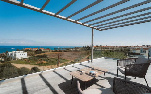 Seaside Luxury Villa