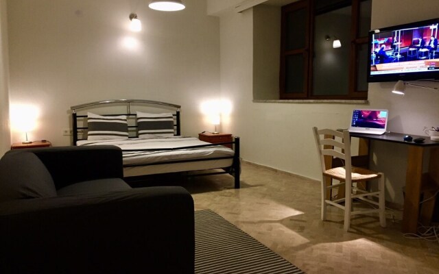 Attalos Suites Hotel