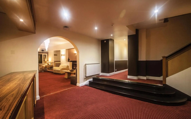 Norfolk Hotel