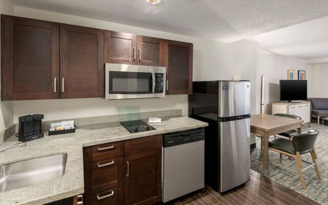 Homewood Suites by Hilton Miami-Airport/Blue Lagoon