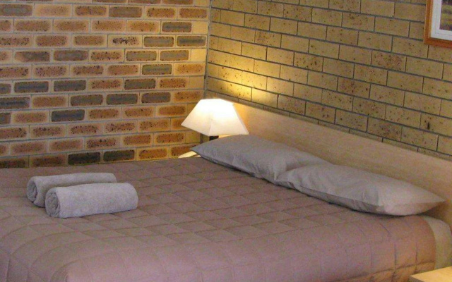 Settlers Motor Inn – Guest Rooms – Tenterfield