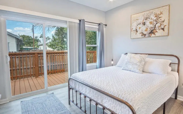 Lovely & Charming 4br/2.5ba Near Downtown's Prime