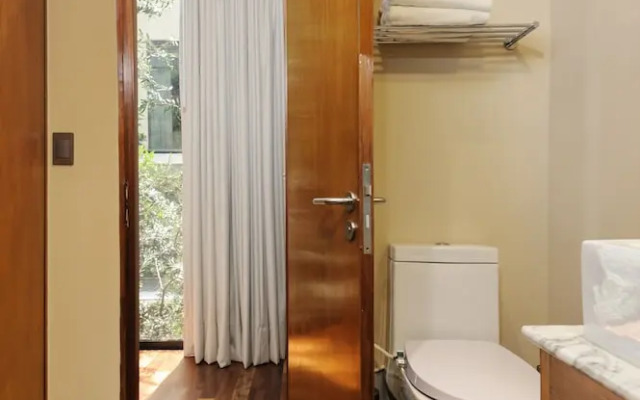 Upscale 4BR House in Condesa