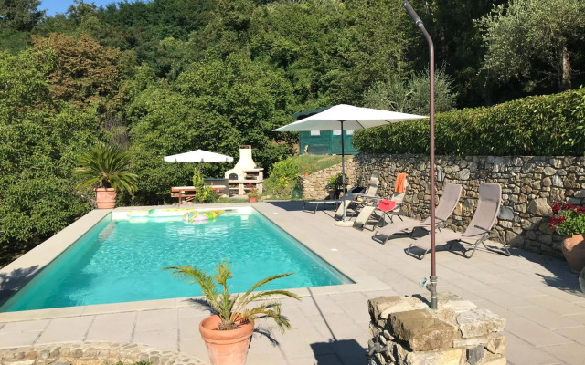 CASA DELLA LUCE private pool