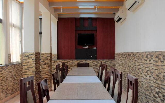 OYO Flagship 2338 Hotel Choice inn