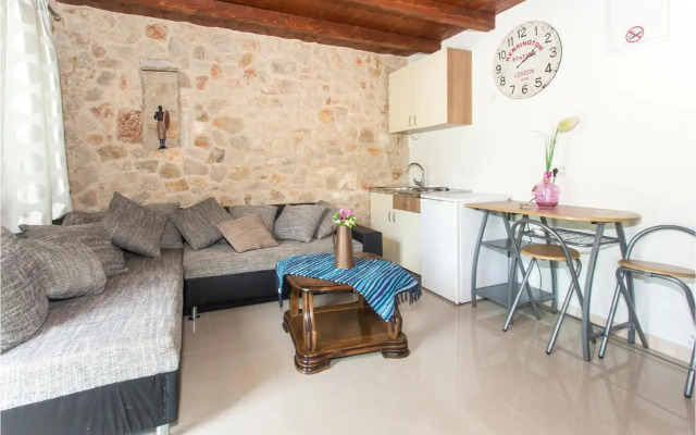 Seven-Bedroom Holiday Home in Dicmo