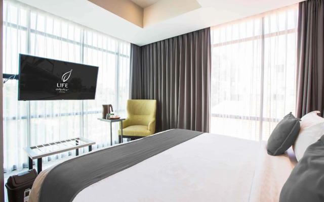 The Life Styles Hotel Surabaya