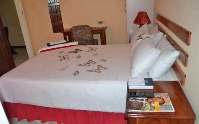 Ebuhleni Guest Lodge
