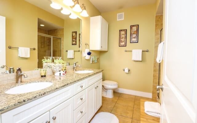 Pelican Pointe 2 Bedroom Condo