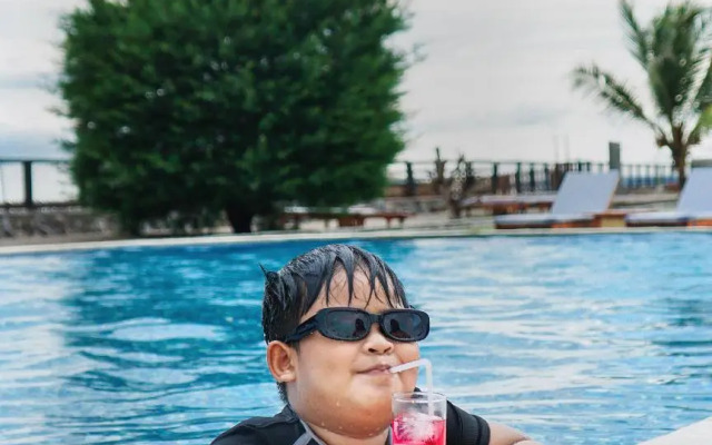 Bayview Beach Resort East Lombok
