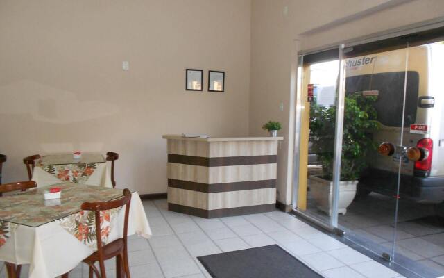 Colossi Hotel