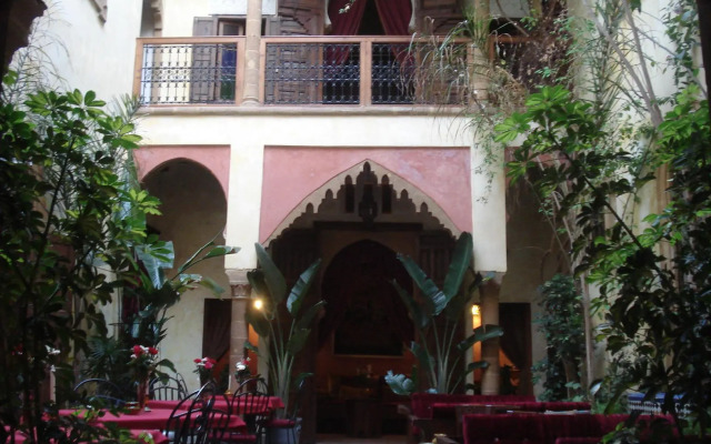 Riad Marlinea
