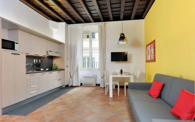 Coloseum apartments - Roman Forum area