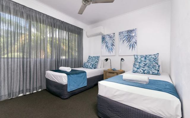 Seascape Holiday-Tropical Reef Apartment