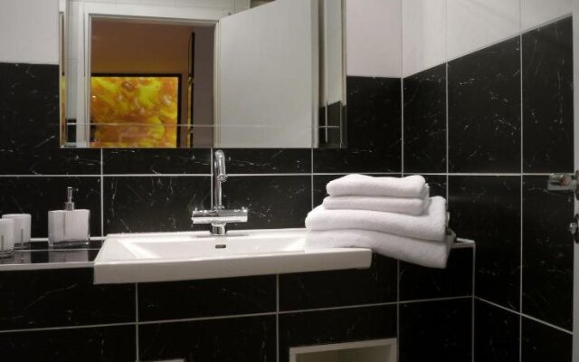 Oma's Küche & Quartier