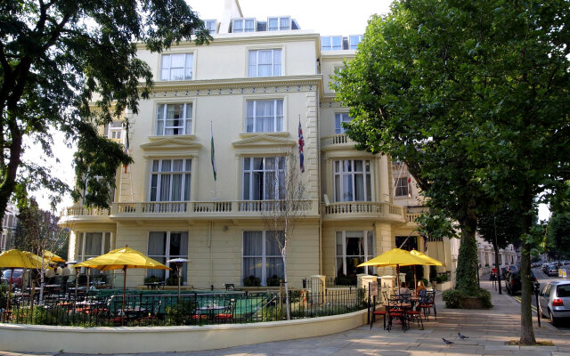 Colonnade Hotel London