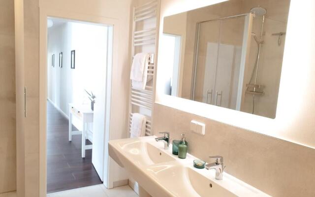 PB Ferienwohnungen - FeWo 7 - Stilvoll eingerichtetes Apartment im Herzen Senftenbergs