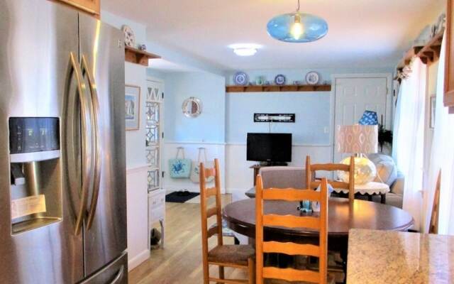 387 Strawberry Hill - 4 Bedroom House