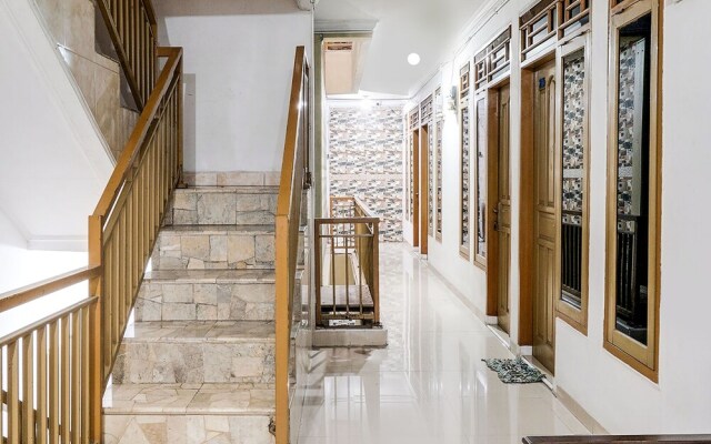 OYO Life 91994 Sawerigading Jatinangor Syariah