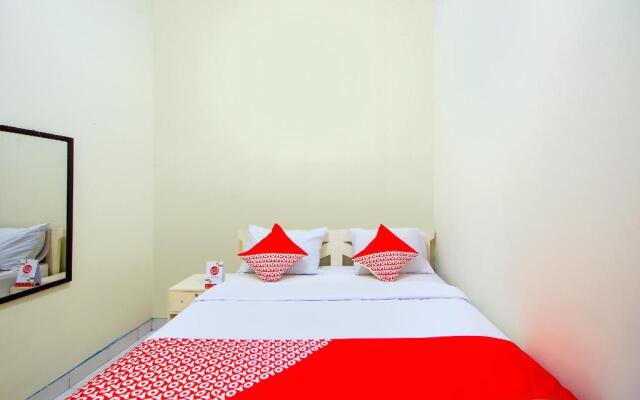 OYO 3083 D Kost 3 Syariah