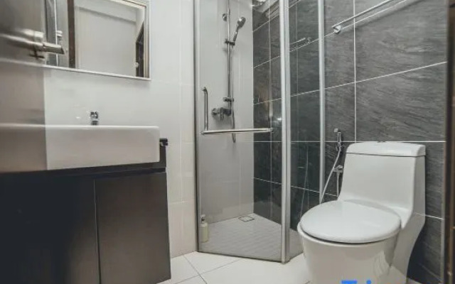 Danga Bay SeaView 3BR BigBalcony