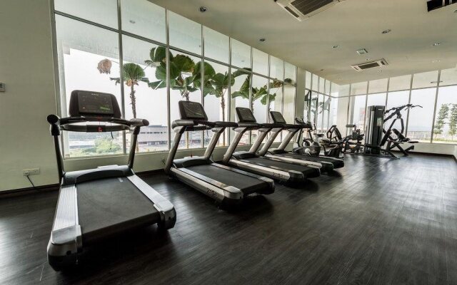 BM City Room and Apartment