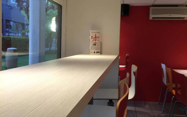 Premiere Classe Toulouse Sud - Portet