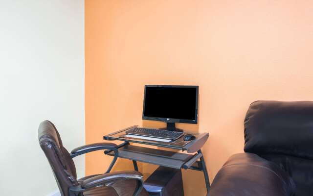 Days Inn by Wyndham Statesville