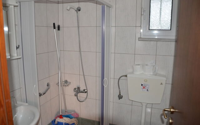 Thalassa Apartments