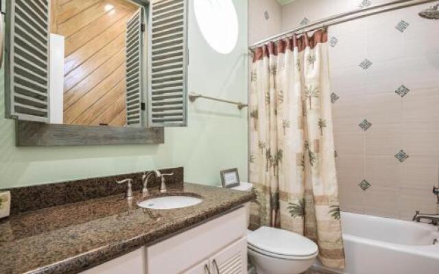 Gulf Pearl by RedAwning