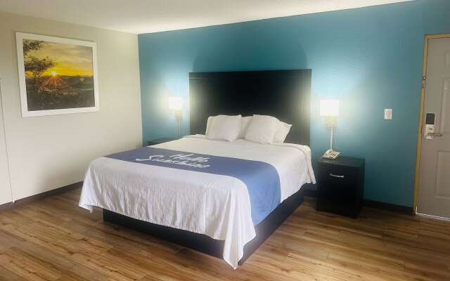 Days Inn by Wyndham Easley/Greenville/Clemson Area