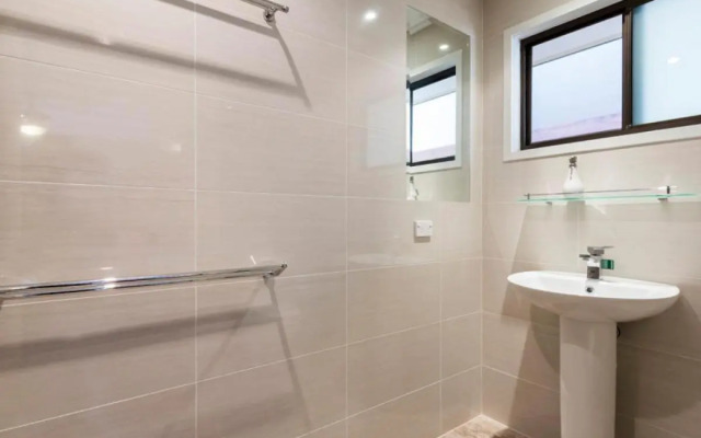 19a George Nothling Drive