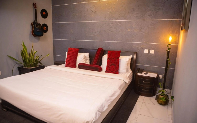 The Crib Lifestyle Hotel