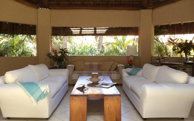 Nirvana Beach Hotel Bahia